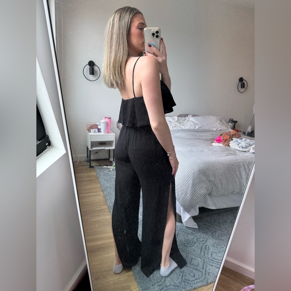 Black Two Piece Set - Picture 4 of 7